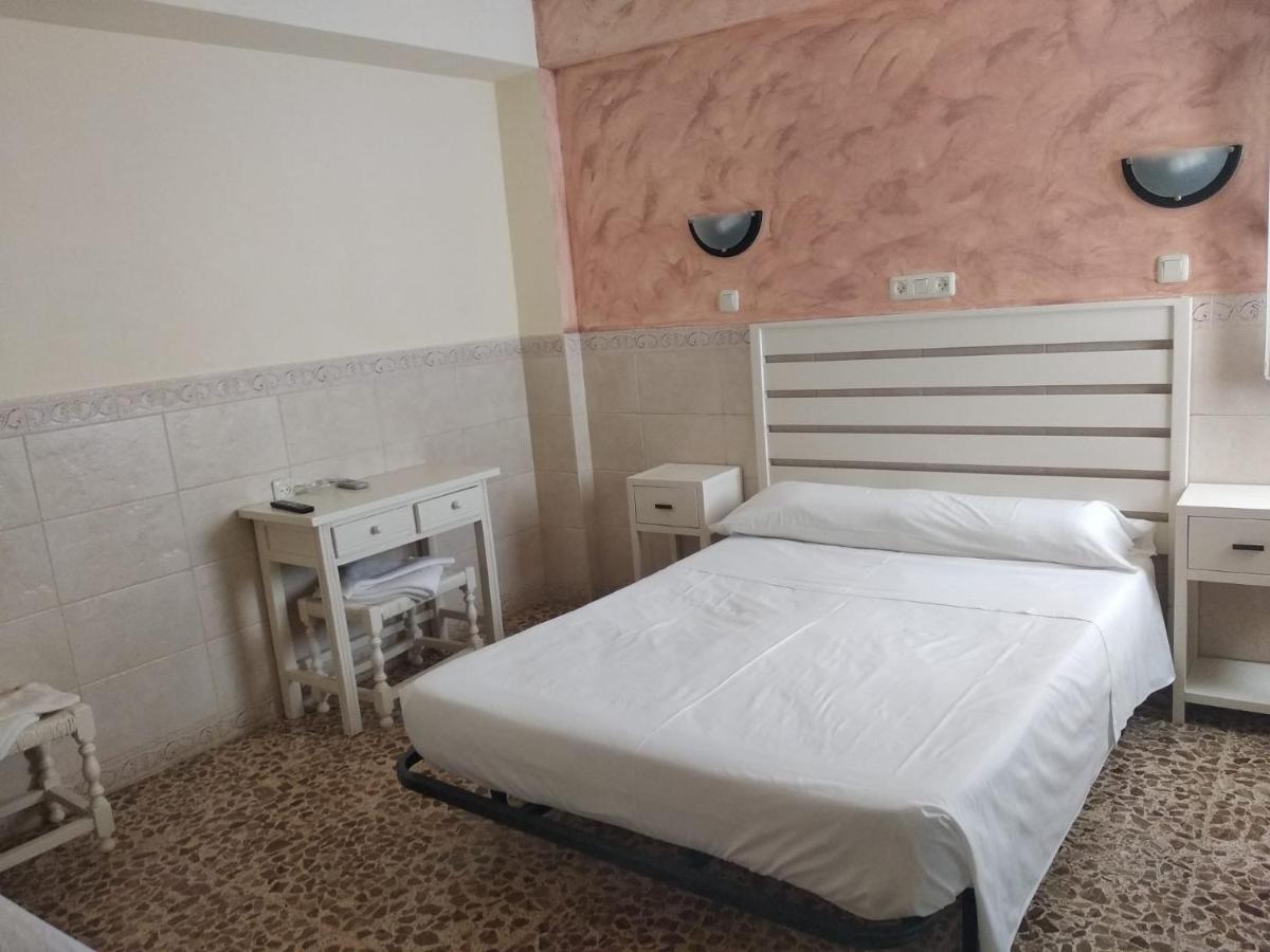 Pension Juan Pedro Рокетас-де-Мар Экстерьер фото