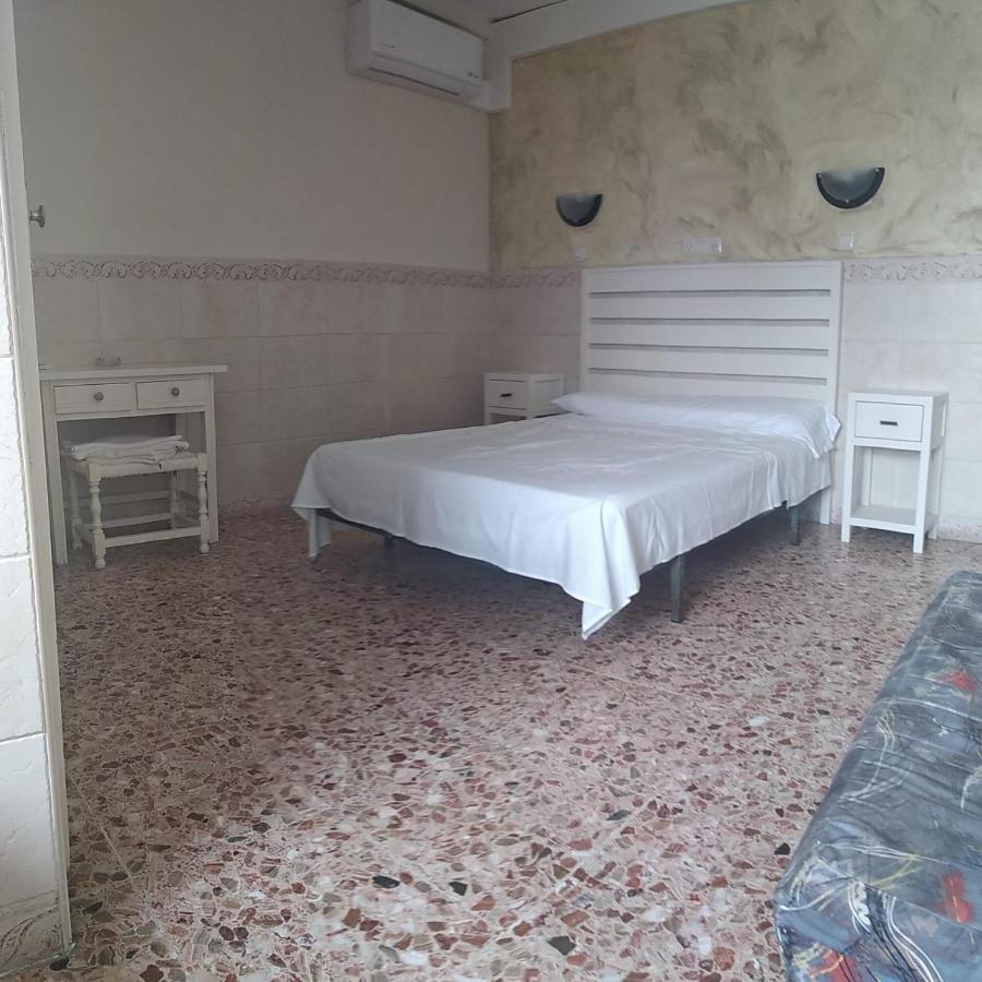 Pension Juan Pedro Рокетас-де-Мар Экстерьер фото