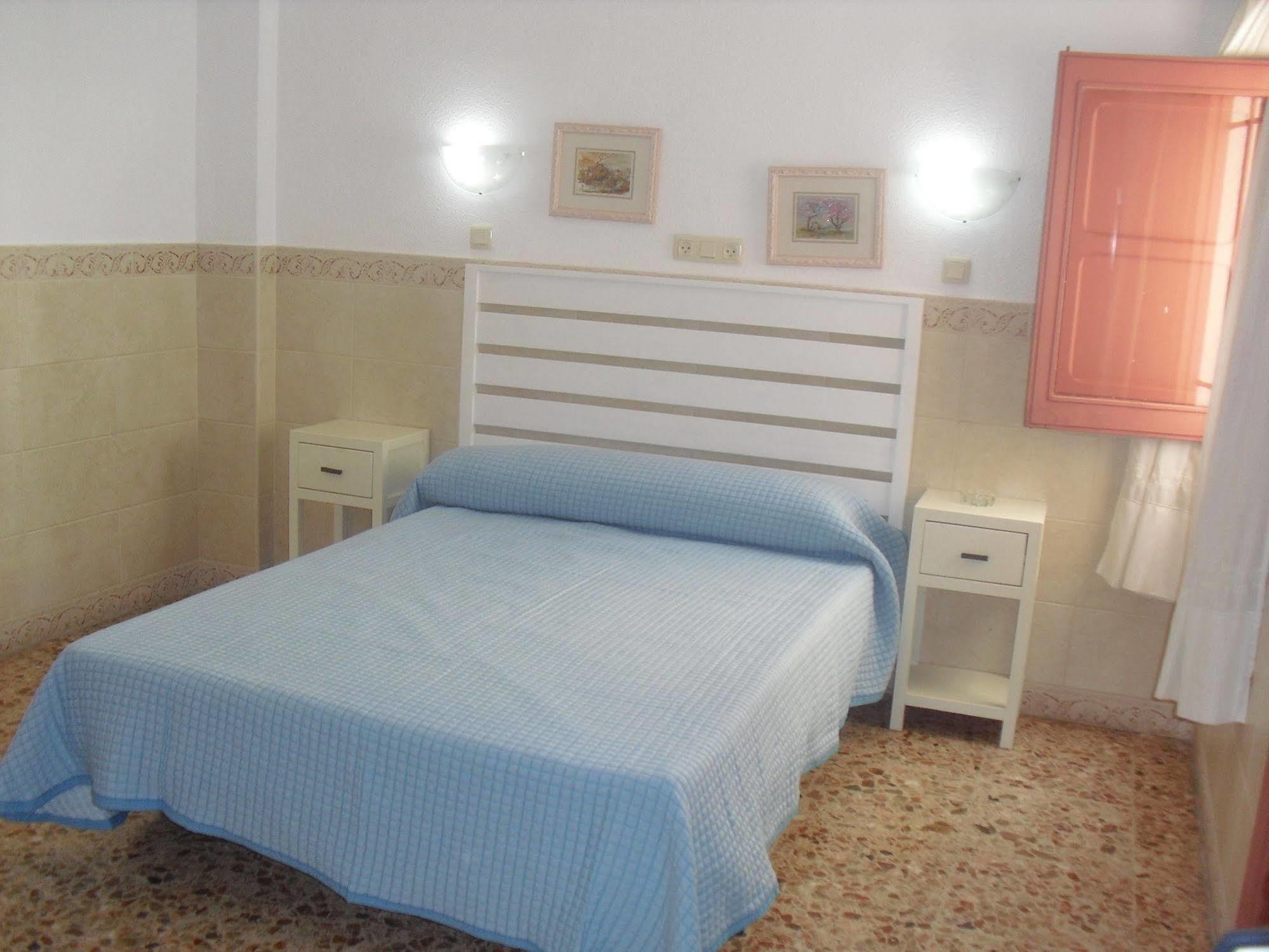 Pension Juan Pedro Рокетас-де-Мар Экстерьер фото